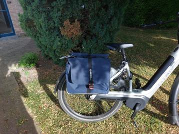Nieuwe dubbele fietstas Basil Forte 35L marineblauw beschikbaar voor biedingen