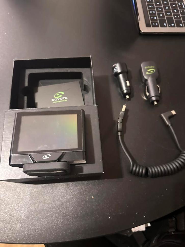 Coyote UP (Compleet met accessoires), Autos : Divers, Navigation de voiture, Comme neuf, Enlèvement ou Envoi