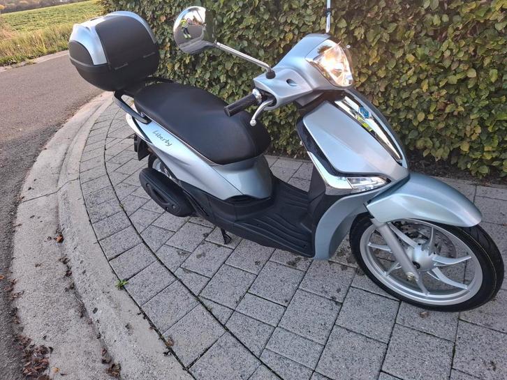 Piaggio Liberty 50 B classe 45km/h, Fietsen en Brommers, Scooters | Piaggio, Zo goed als nieuw, Ophalen
