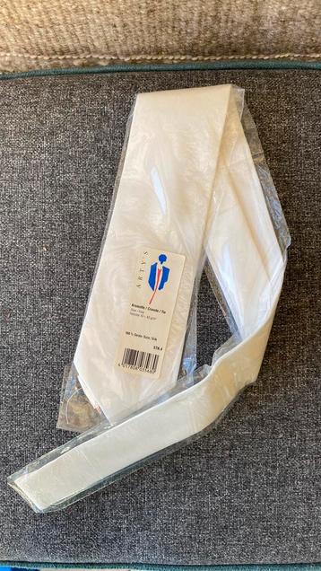 Schilderen op zijde - das (nog in verpakking) beschikbaar voor biedingen