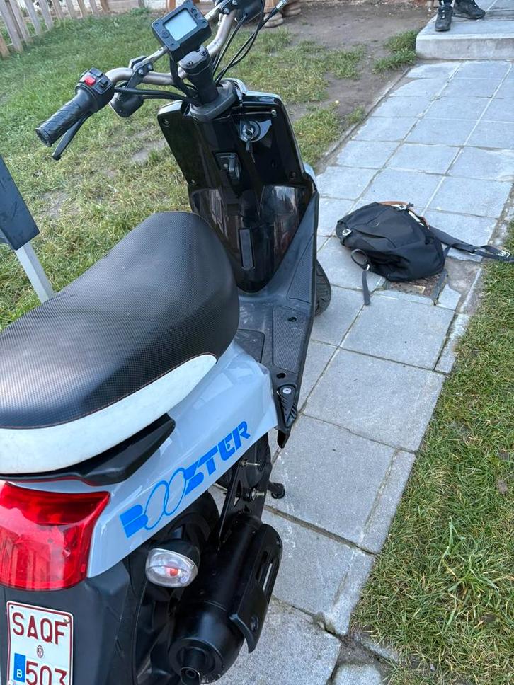 Booster 2013, Fietsen en Brommers, Snorfietsen en Snorscooters, Zo goed als nieuw, Ophalen