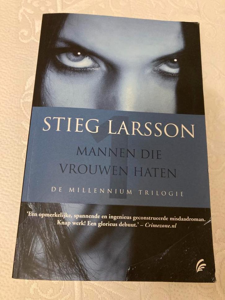 Stieg Larsson - De vrouw die met vuur speelde, Boeken, Thrillers, Ophalen
