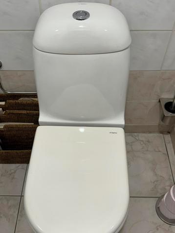 Sphinx wc in prima staat beschikbaar voor biedingen