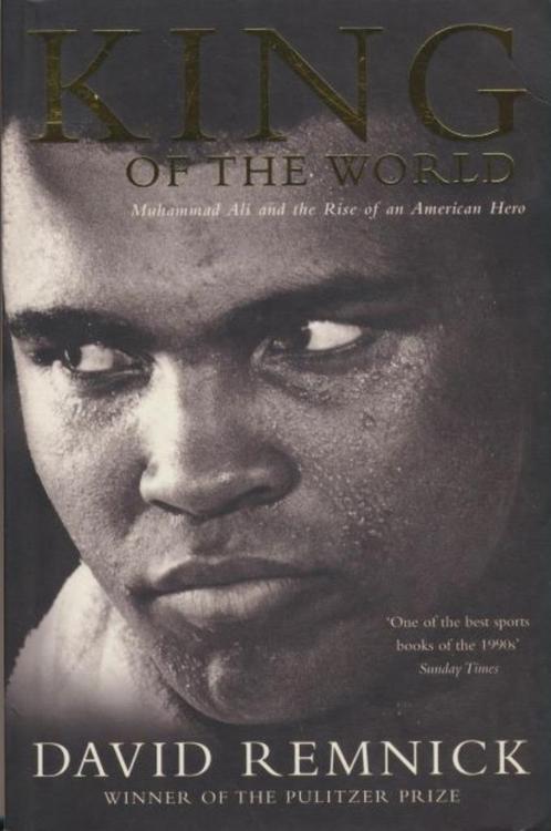 (sp223) King of the world, Muhammad Ali, Livres, Livres de sport, Utilisé, Enlèvement ou Envoi