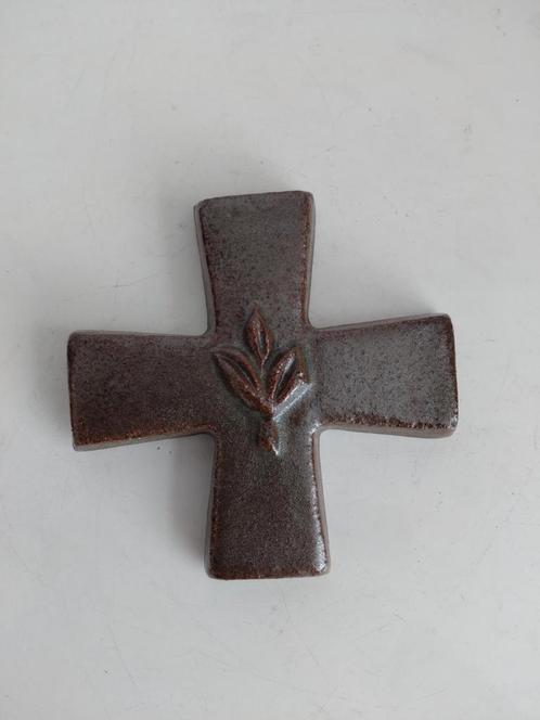 Kruis, Verzamelen, Religie, Ophalen of Verzenden