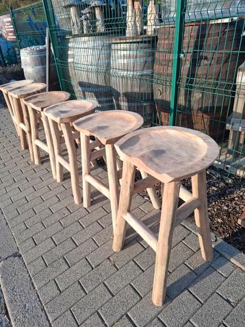Enig knap model terras of barstoel ! In echte TEAK! TOPPER  beschikbaar voor biedingen