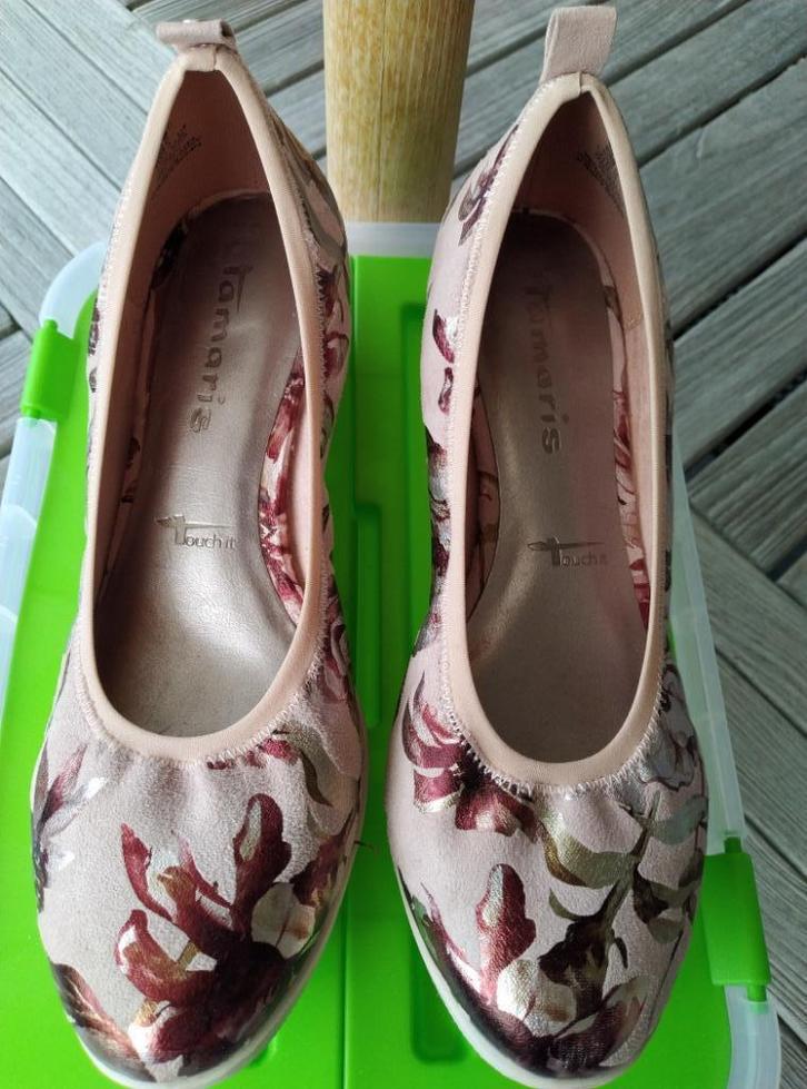 Zomerse damesschoenen met sleehak - Tamaris, Kleding | Dames, Schoenen, Zo goed als nieuw, Overige typen, Roze, Ophalen