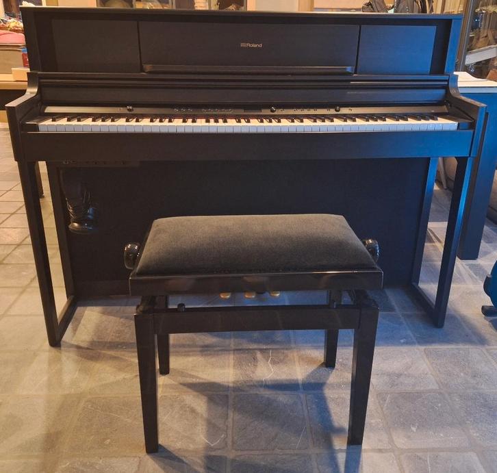 Piano Roland LX705 met garantie, Muziek en Instrumenten, Piano's, Zo goed als nieuw, Piano, Zwart, Digitaal, Ophalen