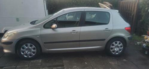 Peugeot 307 1.4 16v benzine niet gekeurd., Auto's, Peugeot, Particulier, Benzine, Ophalen