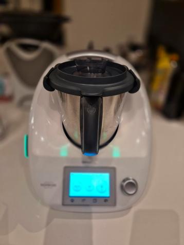 Thermomix TM5 complet avec accessoire, Enlèvement, Utilisé