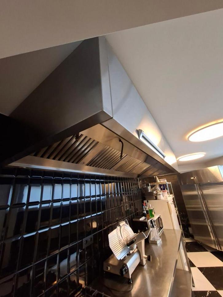 Hotte professionnelle 250cm*95cm*40cm, Electroménager, Hottes, Moteur, Enlèvement