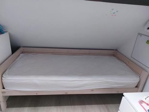 Lifetime 1 persoonbed, Huis en Inrichting, Slaapkamer | Bedden, Zo goed als nieuw, Eenpersoons, 90 cm, 200 cm, Hout, Overige kleuren