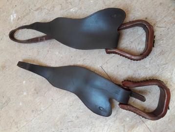 western materiaal beschikbaar voor biedingen