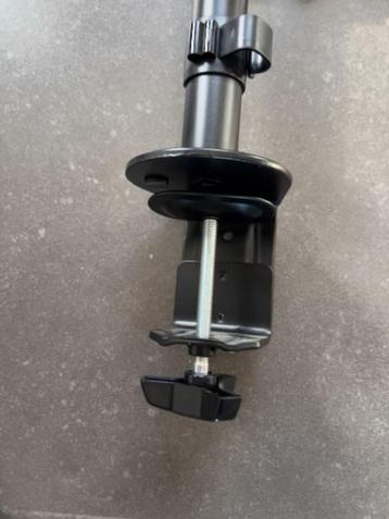 Neomounts monitor arm 10-32" zwart vesa 100x100 beschikbaar voor biedingen