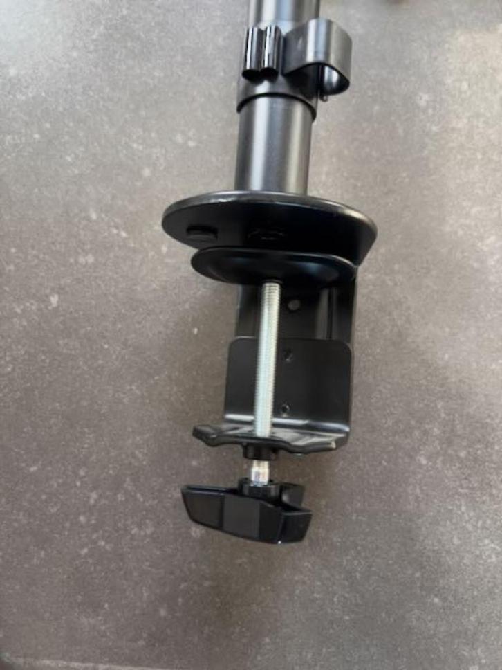 Neomounts monitor arm 10-32" zwart vesa 100x100, Computers en Software, Overige Computers en Software, Zo goed als nieuw, Ophalen