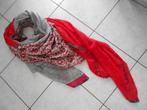 SHANNA ...grand foulard (rouge/gris/blanc), Enlèvement ou Envoi, Comme neuf, Écharpe