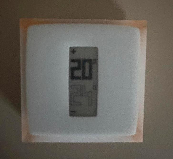 Netatmo-Legrand slimme verwarming - COMPLETE SET, Doe-het-zelf en Bouw, Thermostaten, Zo goed als nieuw, Slimme thermostaat, Ophalen