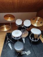 Batterie Mapex Tornado avec tapis antidérapant et housse, Muziek en Instrumenten, Drumstellen en Slagwerk, Ophalen, Gebruikt, Overige merken
