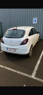 Opel corsa 1.3 diesel / année 2010 / 188.000 km, Auto's, Opel, Zwart, Elektrische ramen, Wit, Particulier