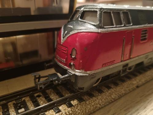 MARKLIN 3021 vintage dieselloc, Hobby en Vrije tijd, Modeltreinen | H0, Zo goed als nieuw, Locomotief, Wisselstroom, Märklin, Analoog