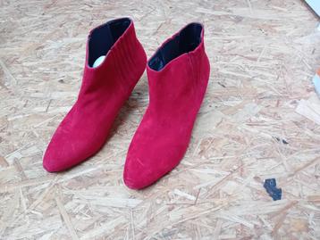 Chaussures rouges taille 39