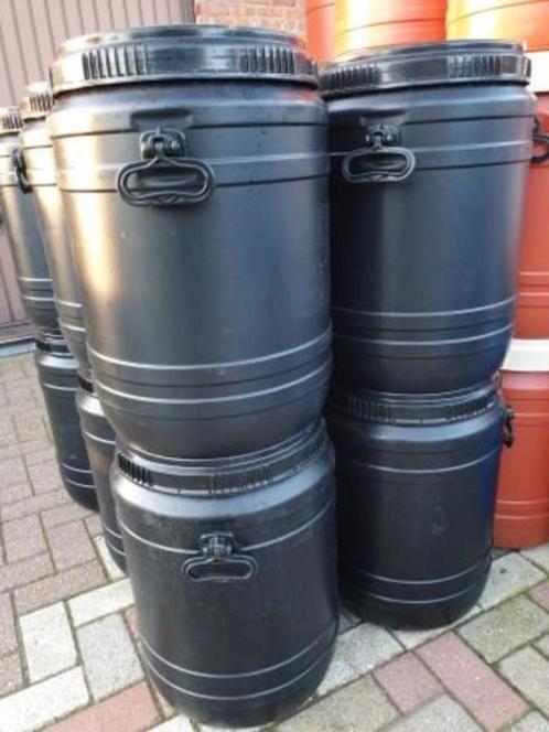 Zwarte curtec vaten , tonnen van 60 L met schroefdeksel, Tuin en Terras, Regentonnen, Zo goed als nieuw, Kunststof, Minder dan 75 liter