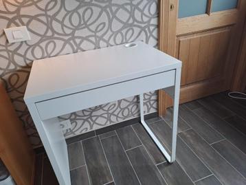 Wit bureau Ikea (MICKE) 73x50 cm beschikbaar voor biedingen