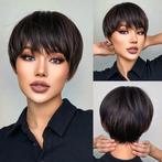 Pixie pruik kort steil donkerbruin haar in laagjes Nada, Verzenden, Nieuw