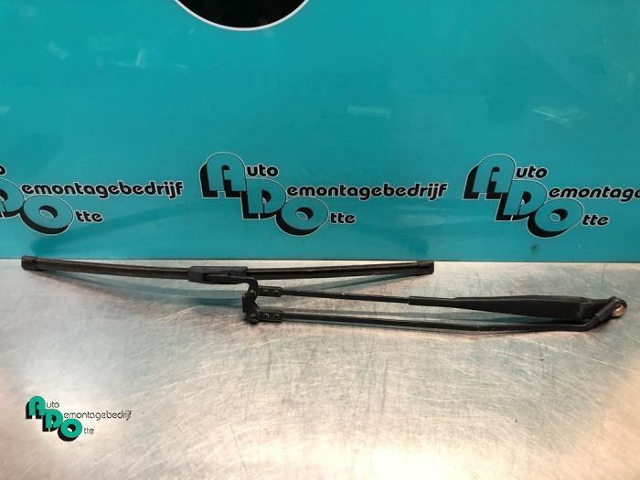 Ruitenwisserarm voor van een Citroen C1 (C1 08-), Auto-onderdelen, Ruiten en Toebehoren, Citroën, Gebruikt, 3 maanden garantie