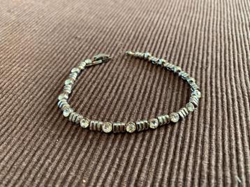 Prachtige armband met strass steentjes Nieuw  beschikbaar voor biedingen
