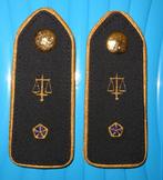 Passanten Krijgsauditoraat  1 Paar 1DBGR, Verzamelen, Militaria | Algemeen, Verzenden, Rijkswacht, Embleem of Badge
