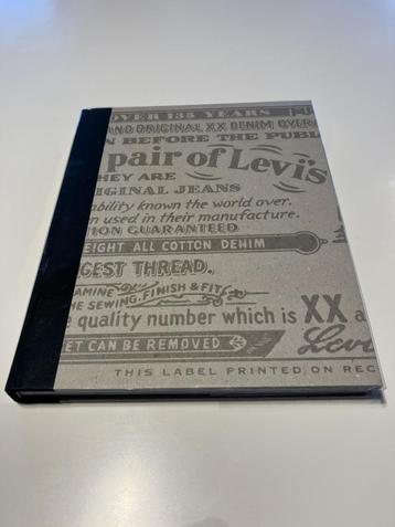 Livre Levi Strauss : L'histoire officielle de la marque Levi