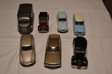 Voiture Miniature 1/24