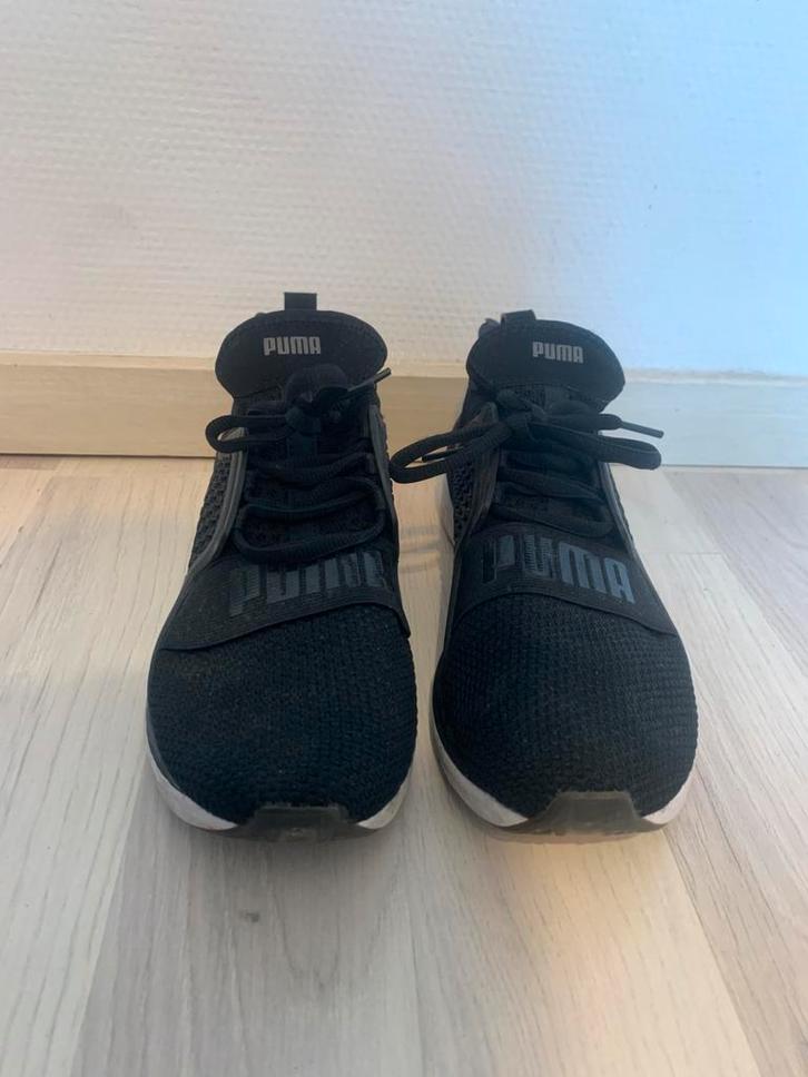 PUMA Ignite Limitless – Zwart – Maat 41/42 – Unisex, Kleding | Heren, Schoenen, Zo goed als nieuw, Sneakers, Zwart, Ophalen
