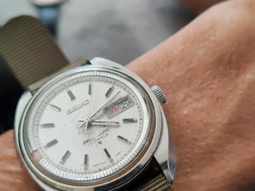 Montre réveille vintage  beschikbaar voor biedingen