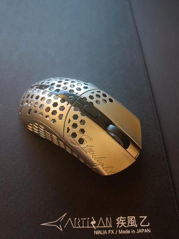 Finalmouse Starlight Pro Tenz (small), Enlèvement ou Envoi, Comme neuf