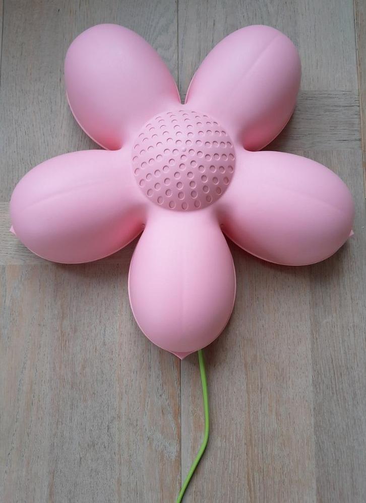 Vintage 90's Ikea kunststof wandlamp kinderkamer roze bloem, Huis en Inrichting, Lampen | Wandlampen, Zo goed als nieuw, Kunststof