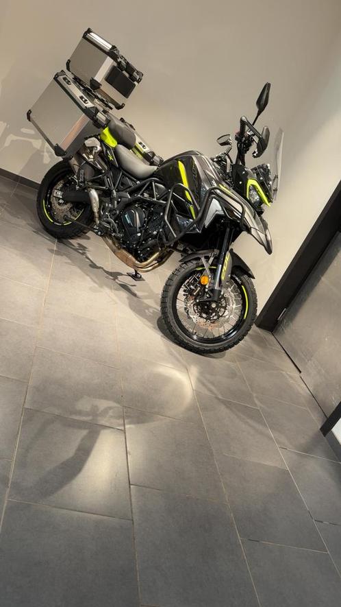 Trk 702x, Motoren, Motoren | Benelli, Toermotor, meer dan 35 kW, 2 cilinders, Motorrijbewijs A, Handvatverwarming, LED Verlichting