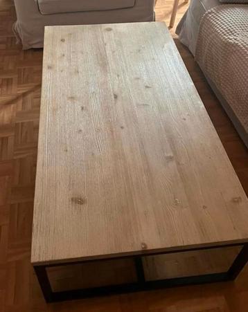 Mooie salontafel Nooit gebruikt beschikbaar voor biedingen