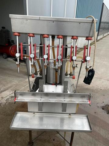 Machine à bouteilles, Enlèvement