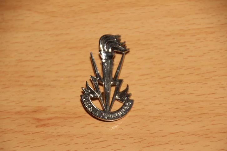 ABL insigne de beret "transmissions" (argent), Collections, Objets militaires | Général, Armée de terre, Envoi