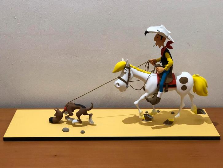 Lucky luke sur la piste des daltons fariboles, Verzamelen, Beelden en Beeldjes, Nieuw, Overige typen, Ophalen