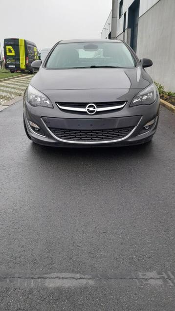 OPEL ASTRA ECOFLEX 1.7 BJ 2013. ENKEL PARTICULIER!!