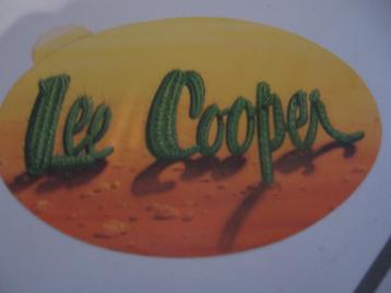 Lee Cooper sticker Afmetingen: 12 cm bij 8 cm. Negen. beschikbaar voor biedingen