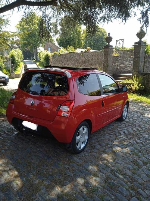 rouge, Auto's, Renault, Particulier, Twingo, Airbags, Centrale vergrendeling, Elektrische buitenspiegels, Elektrische ramen, Isofix