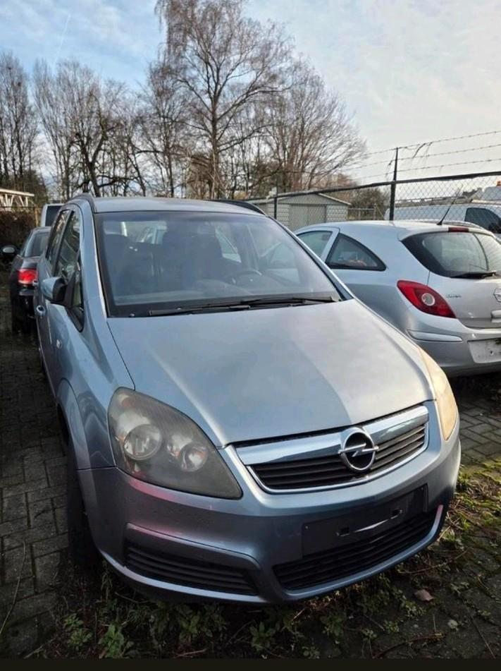 Opel Zafira 1.9 TDI (Export / Handelaar), Autos, Opel, Entreprise, Achat, Zafira, ABS, Airbags, Air conditionné, Alarme, Ordinateur de bord