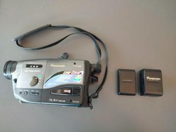 PANASONIC-camera (buiten gebruik) + 2 Panasonic-batterijen, Audio, Tv en Foto, Videocamera's Digitaal, Panasonic, Overige soorten