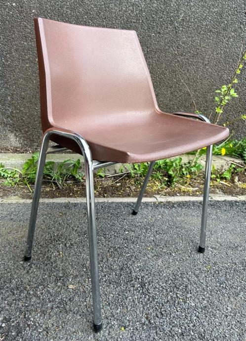 JP Edmonds stoelen, bruin 1970s, Huis en Inrichting, Stoelen, Gebruikt, Vijf, Zes of meer stoelen, Kunststof, Metaal, Bruin, Ophalen