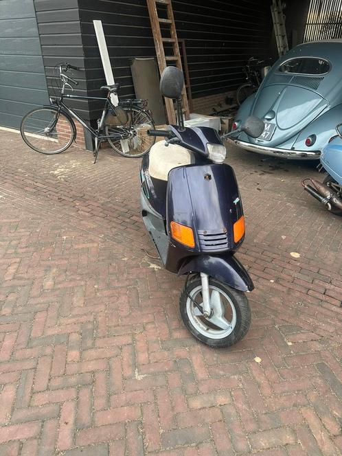 Zip type 1 OPKNAPPER!!!!!!(NEDERLAND), Fietsen en Brommers, Scooters | Piaggio, Gebruikt, Zip, Ophalen