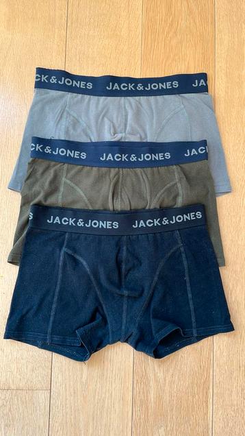 Lot de 3 boxers Jack & Jones - M disponible aux enchères